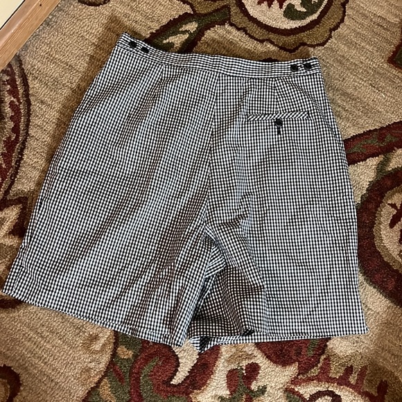 LIZ GOLF Sport sz 14 Checkered Plaid Bermuda Short Black White Stretchy $59
NEW - Picture 4 of 11